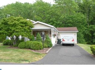 644 Silverwind Ct E, New Hope, PA 18938