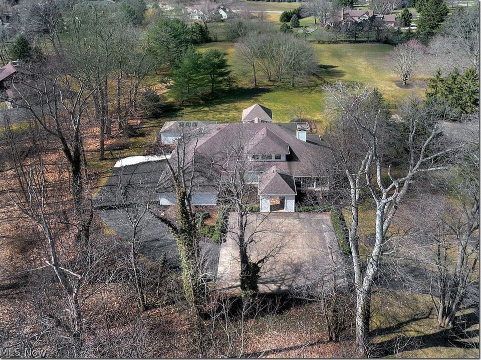 50 Winterberry Ln, Moreland Hills, OH 44022 Zillow