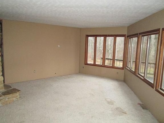 4th image of 4565 E County Road 650 N