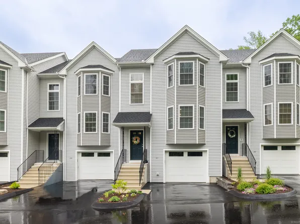 21 Summer Brook Way, Seymour, CT 06483