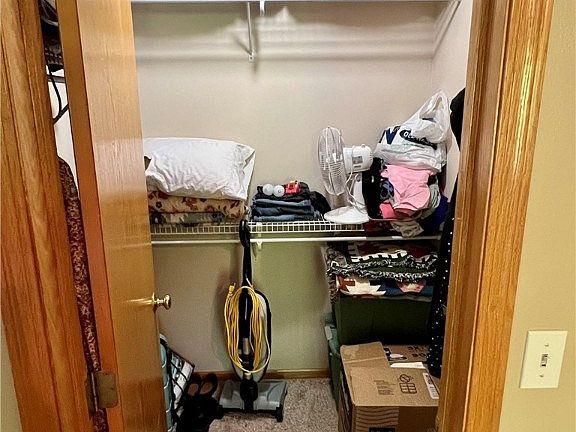 5th image of 1509 SE Delaware Ave APT 1