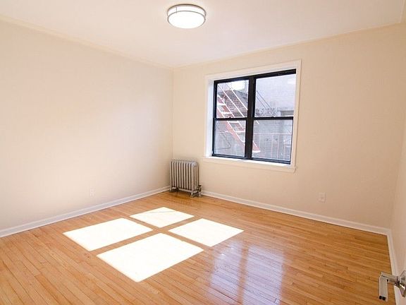 2nd image of 4707 39th St APT 15D