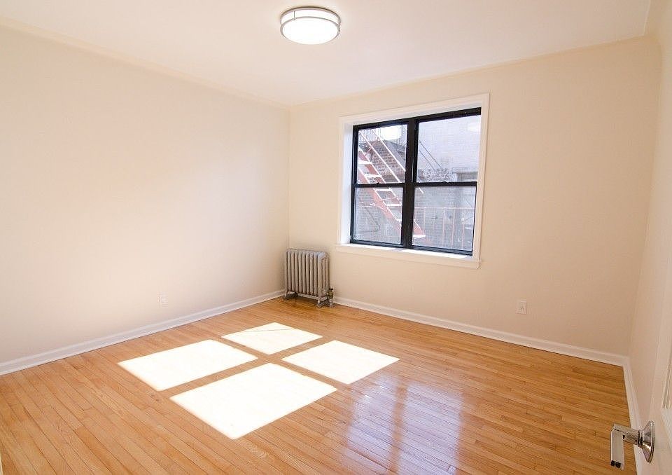 1st image of 4707 39th St APT 8D
