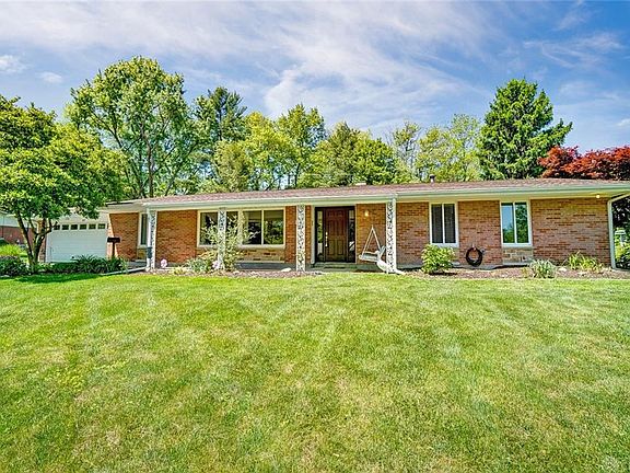 2nd image of 2419 Periwinkle Dr