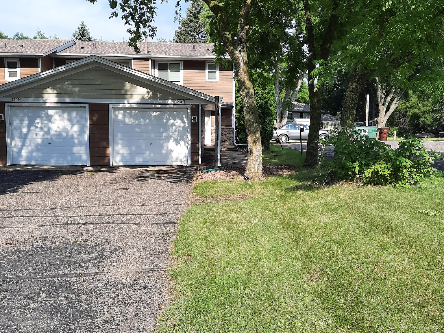2 bed, 1.5 bath, 1500 sqft, $1,650 — Photo 1