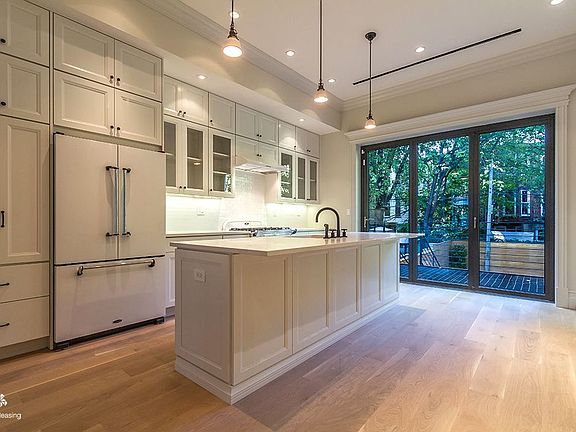 4th image of 455 Hancock St #1