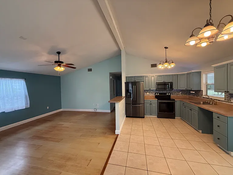 448 Glenwood Ave — Photo 21