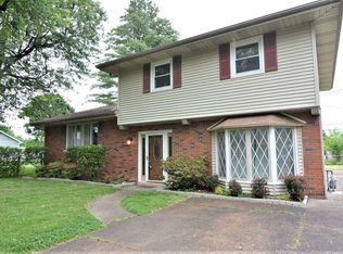 1825 N Meadow Rd, Evansville, IN 47715