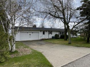 3139 Old Lakeshore Rd, Harbor Beach, MI 48441