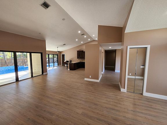 4th image of 14288 Aster Avenue