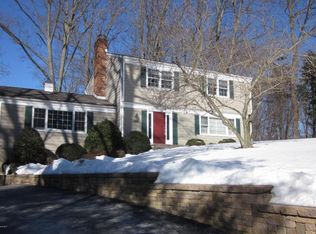 169 Hillyer Cir, Middletown, NJ 07748