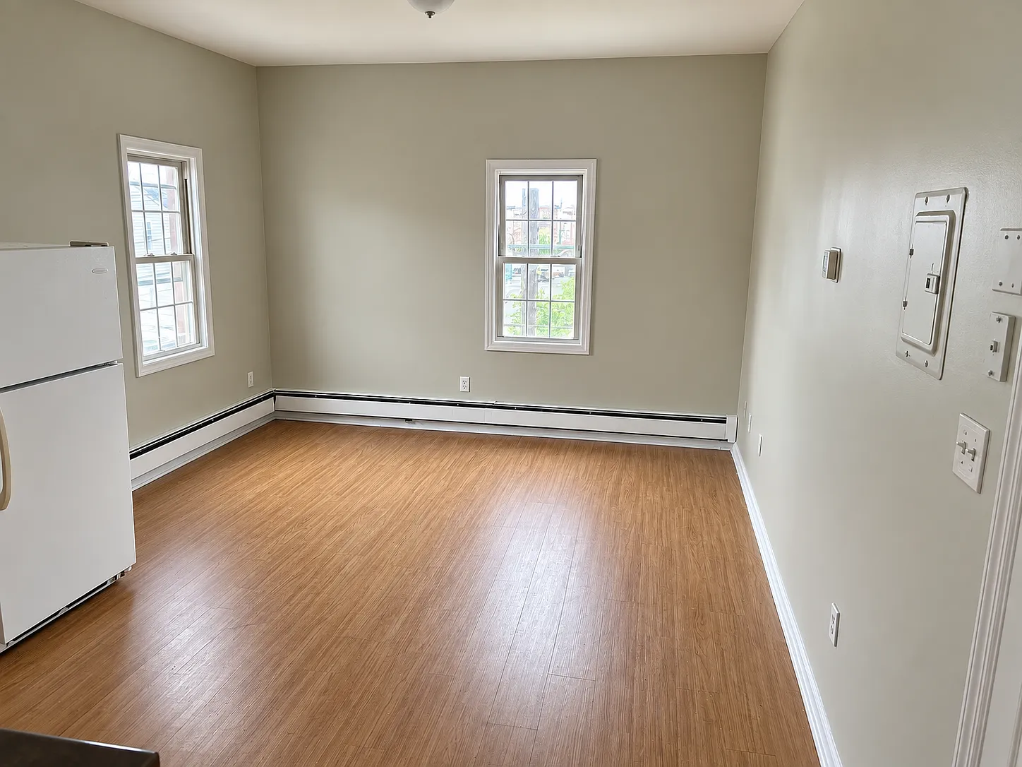 1 bed, 700 sqft, $1,750 — Photo 2