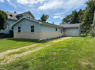 108 S Richman St, Villa Grove, IL 61956