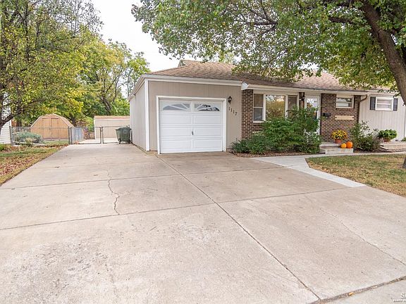 2nd image of 1117 Dover Dr