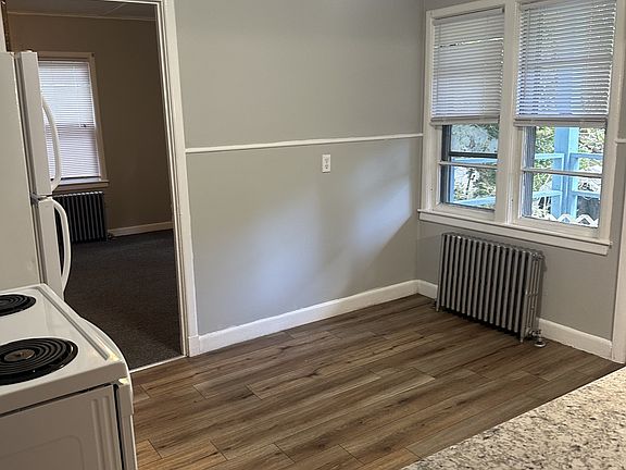 5th image of 66 Dunn St #5