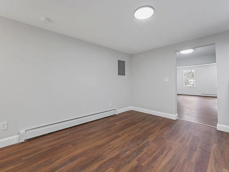 69 2nd St #2 — Photo 19