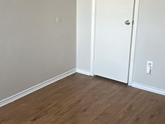 3rd image of 6820 S Creek Dr #6820