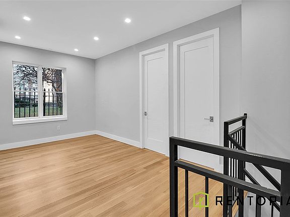 3rd image of 175 Palmetto St #1G