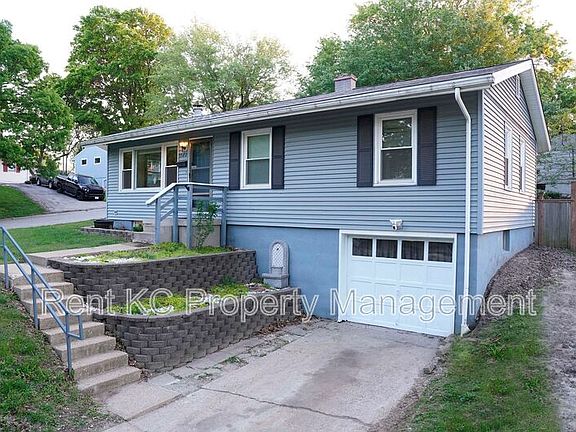 3rd image of 5540 N Garfield Ave