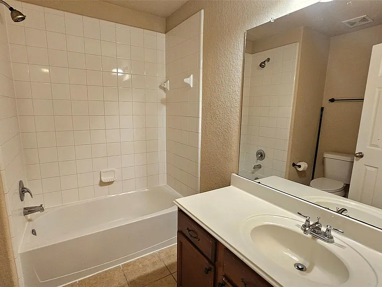 1219 Pecos Pass Dr — Photo 17