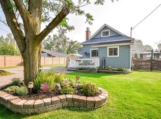 412 Couchiching Point Rd, Orillia, ON L3V 6P6