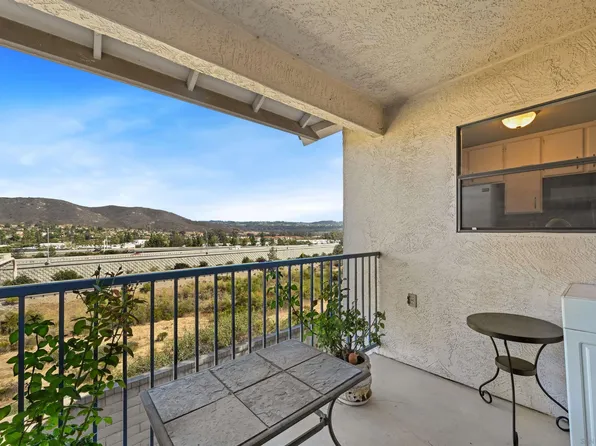 10359 Azuaga St Unit 200, San Diego, CA 92129