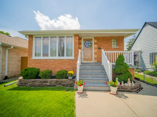 7806 S Neenah Ave, Burbank, IL 60459