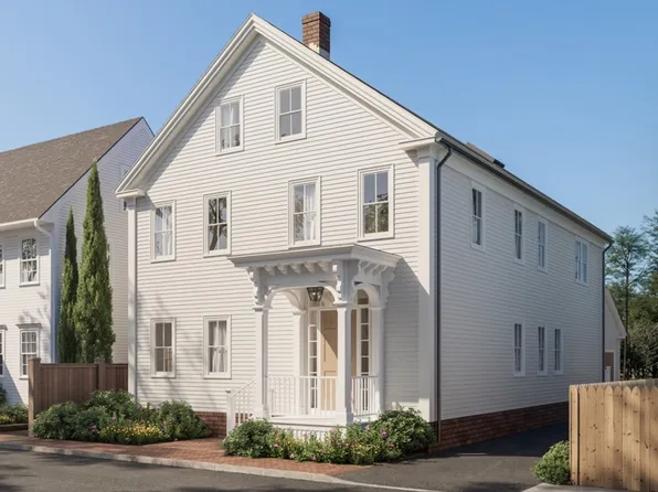 9 Lunt St, Newburyport, MA 01950
