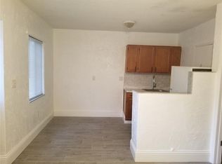 709 NE 4th Ct, Hallandale, FL 33009
