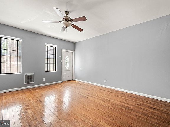 2nd image of 2123 E William St
