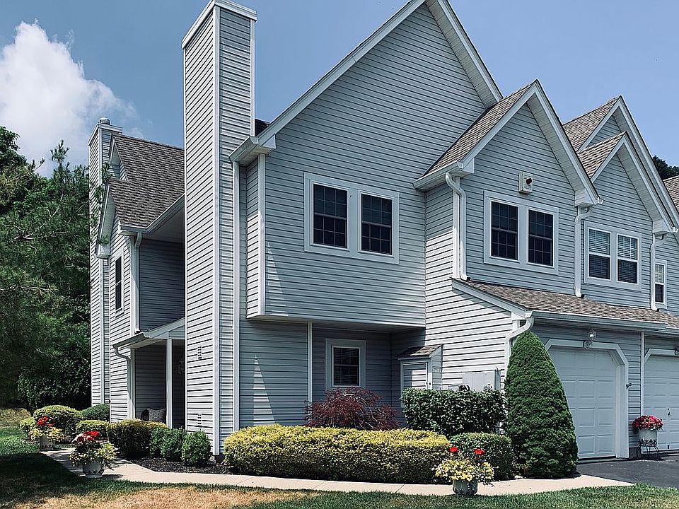 1st image of 269 Erik Dr