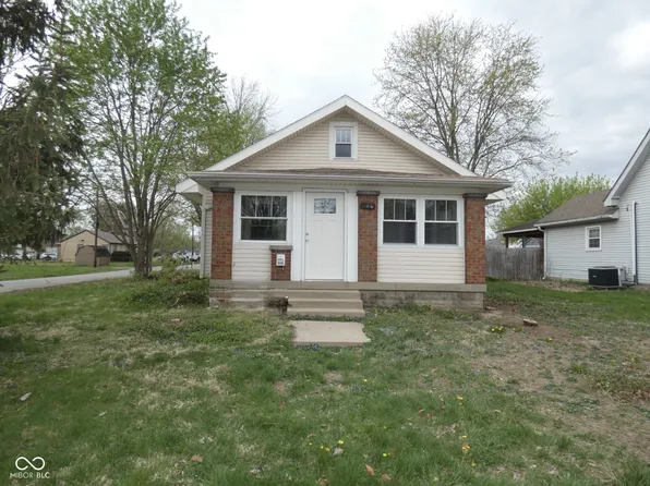 306 Bishop Ave, Mooresville, IN 46158