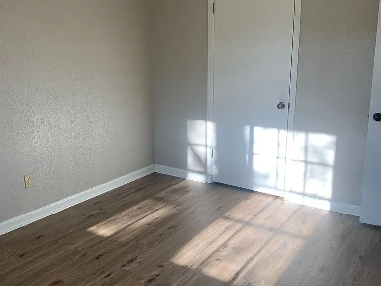 600 Rim Rd — Photo 16