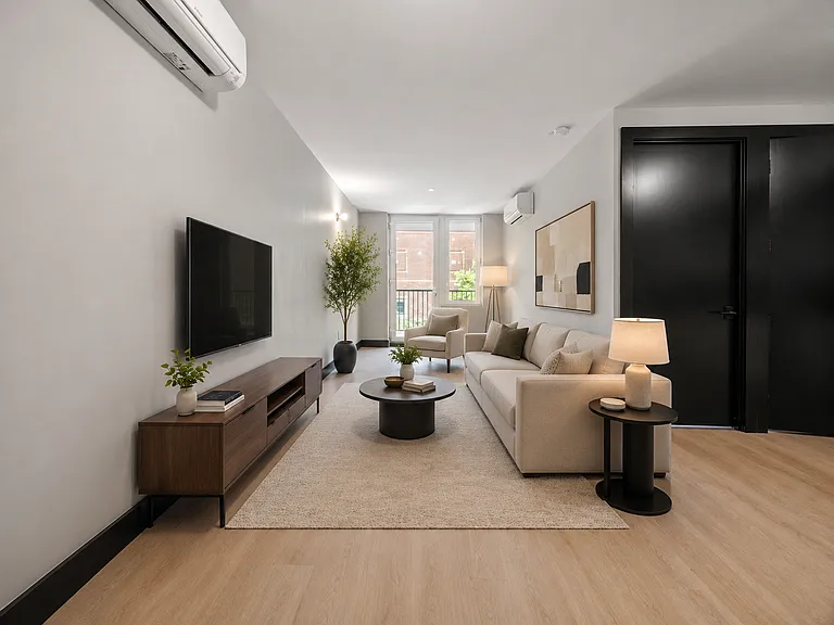 254 Winthrop St #2B — Photo 3