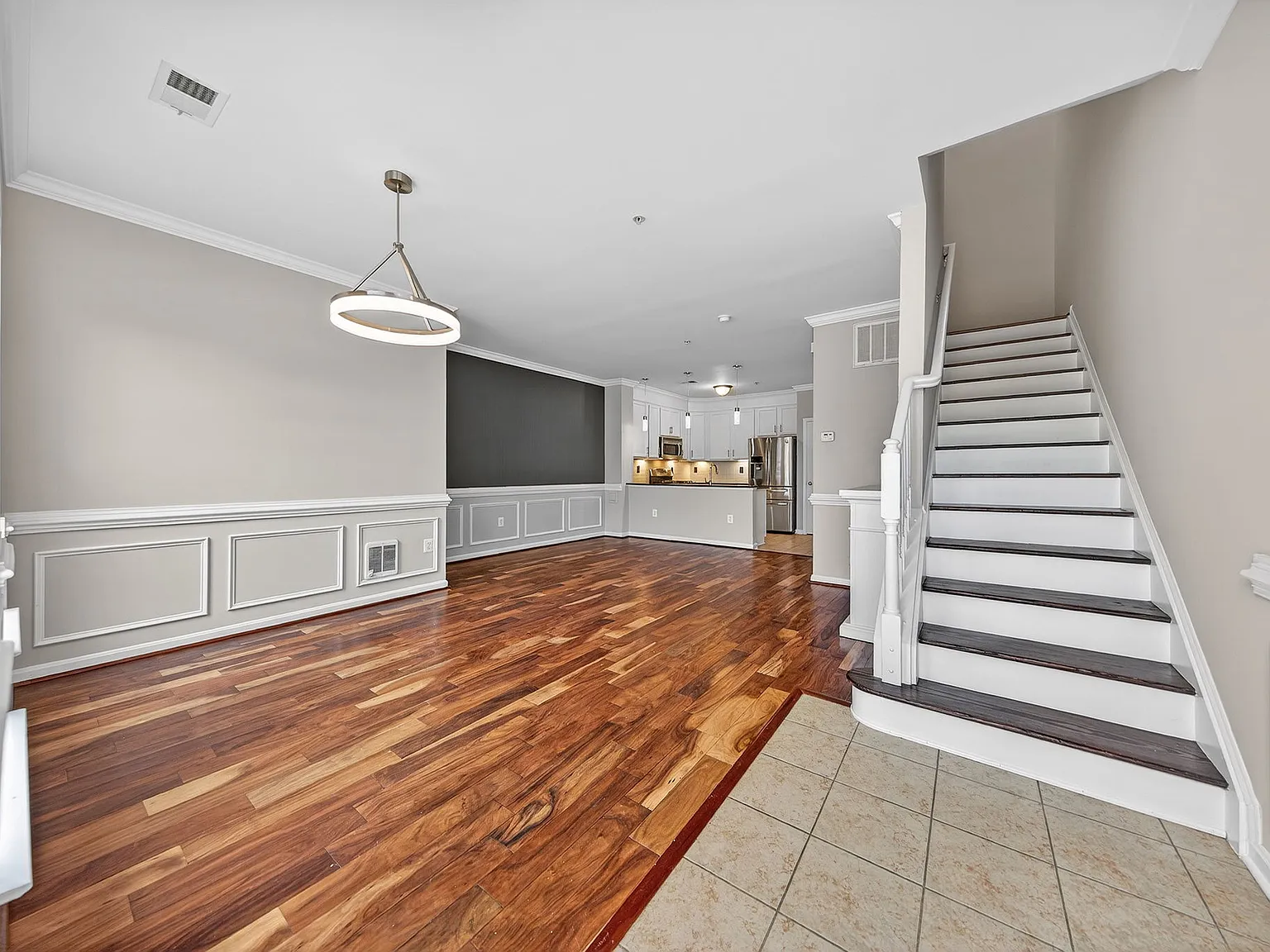 3 bed, 1512 sqft, $3,000 — Photo 3