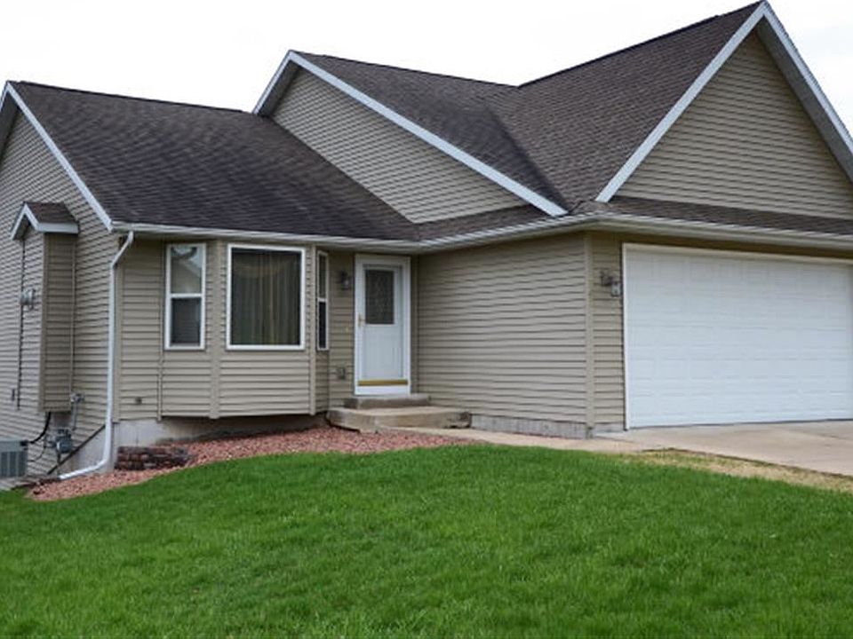 1st image of 707 Windlach St #1