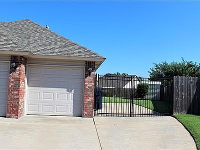 4th image of 13301 Saint Croix Cir