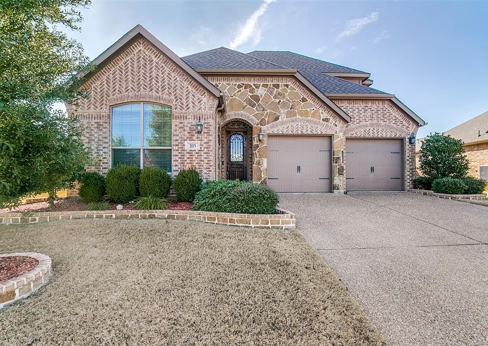 1st image of 203 Campbell Ct