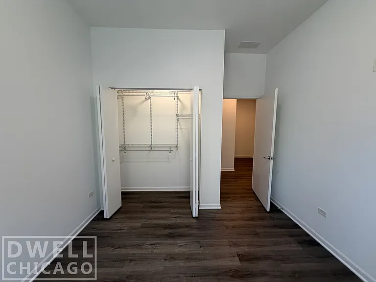 2500 S Wabash Ave #201 — Photo 10