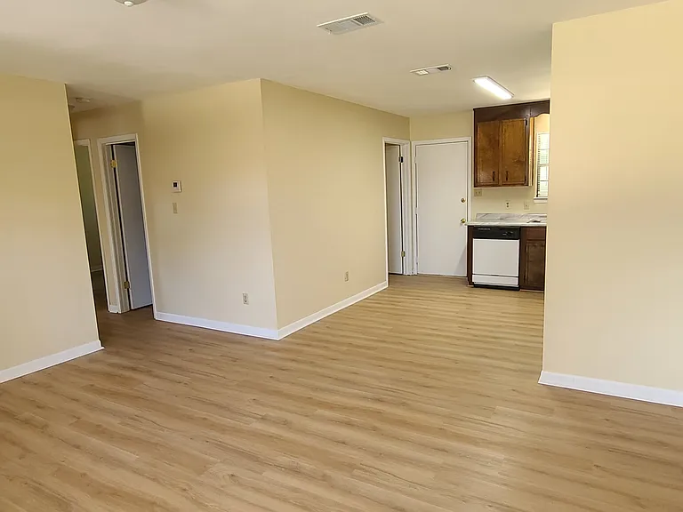 4393 Reinsma Rd — Photo 3