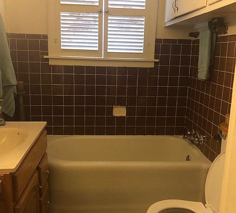 5th image of 807 S Lowe St