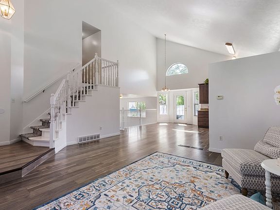 3rd image of 4751 W Summit Valley Dr