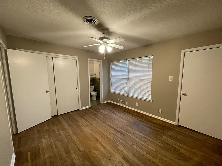 1419 Linden Dr — Photo 7