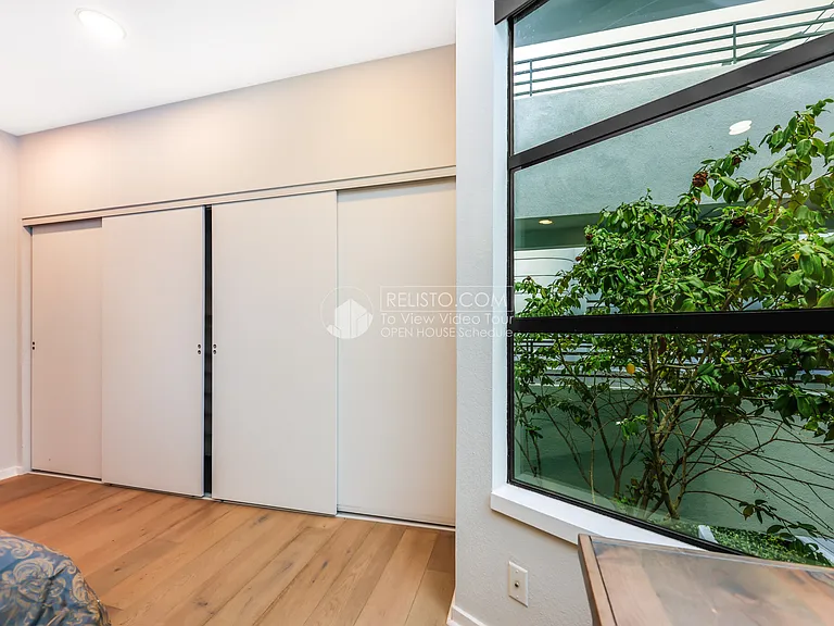 1425 Vallejo St #205 — Photo 10