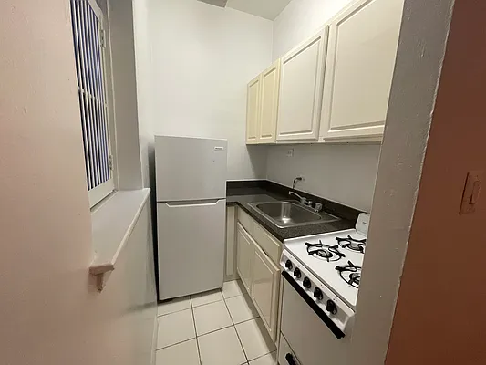 Rented by Cohen Smith Chang LLC | media 3