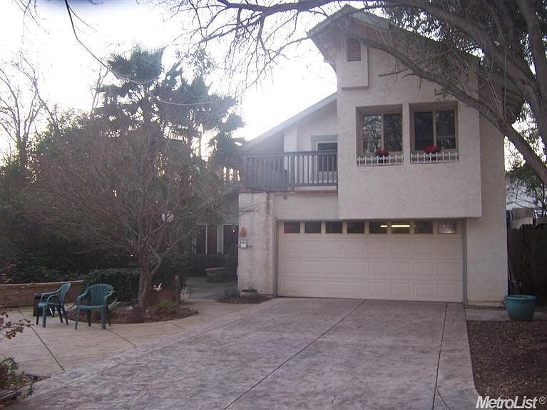 1st image of 6737 Lakewood Way