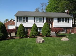 14 Gilman St, East Hartford, CT 06108