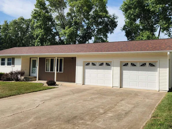 1201 Michaels Ct, Spencer, IA 51301