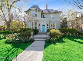 2306 Orrington Ave, Evanston, IL 60201