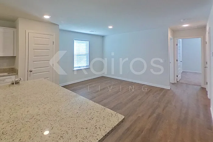 136 Western Red Cedar Dr — Photo 12